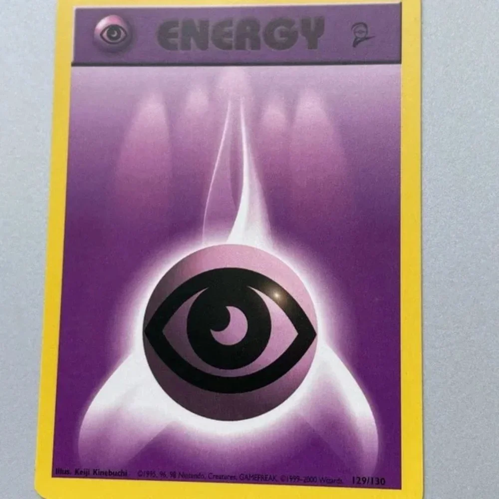 Pokémon Base Set 2: Rare Pidgeotto + purple Psychic Energy card